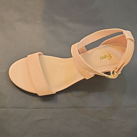 FIONI WOMEN'S CASUAL CRISS-CROSS ANKLE STRAP LOW WEDGE SANDALS G1 - Picture 13 of 15